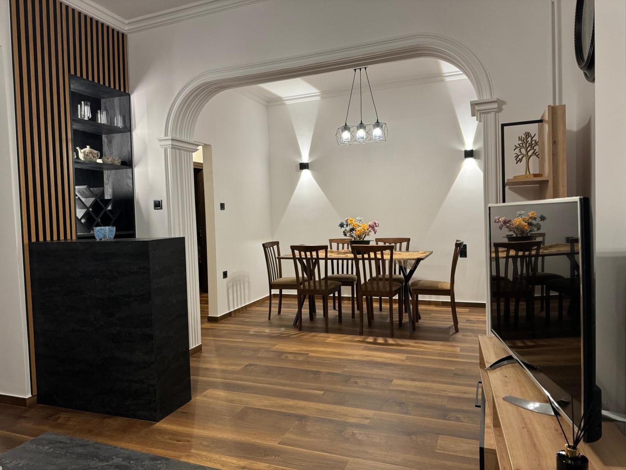 Navaro Apartments พาทรา ภายนอก รูปภาพ